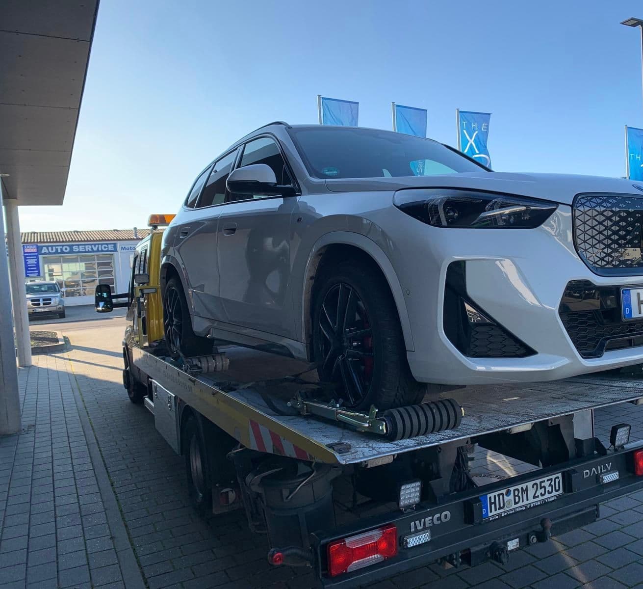 Abschleppdienst bei Unfallstelle